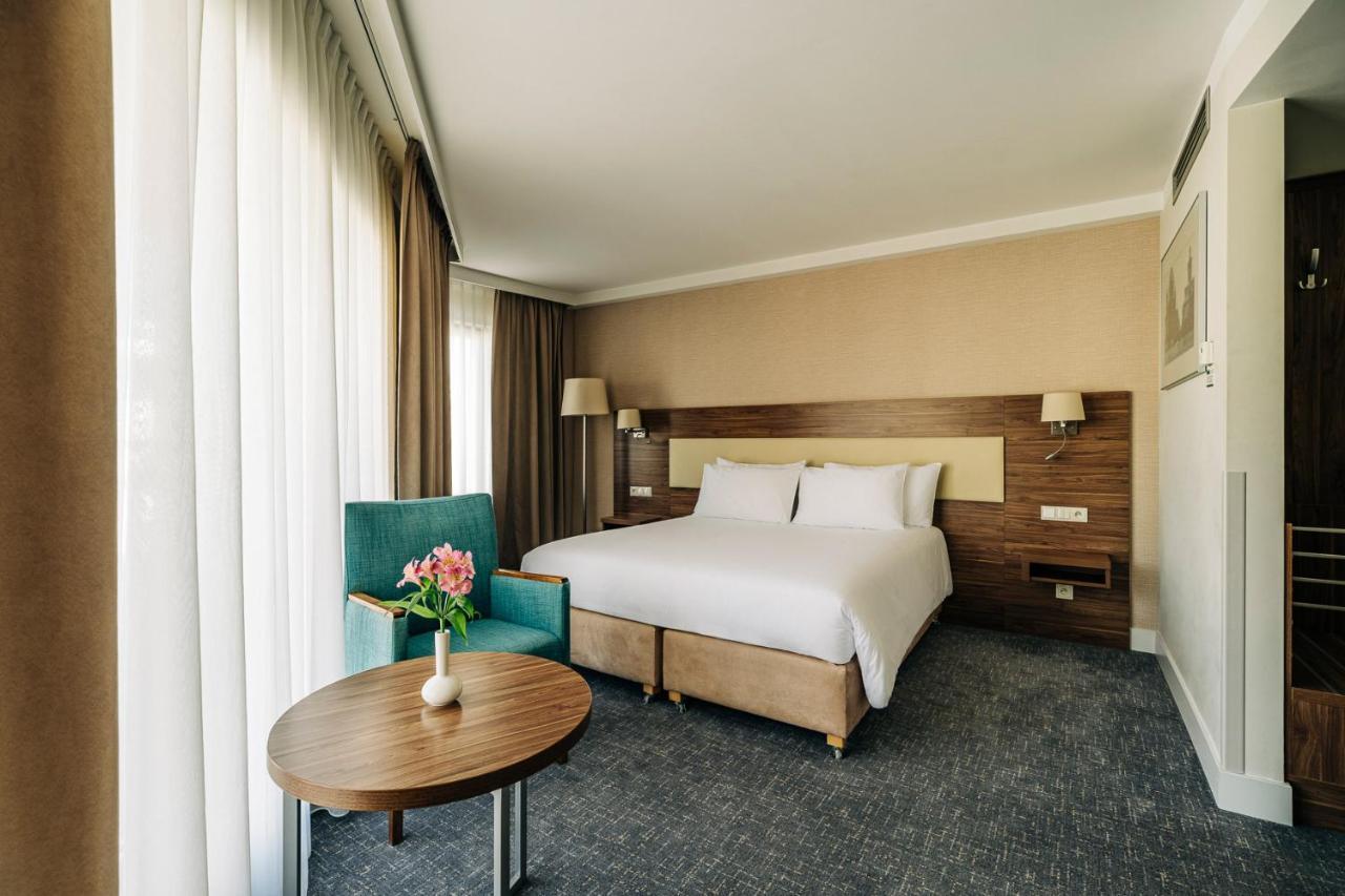 Standard Room,1567062641:JPEG